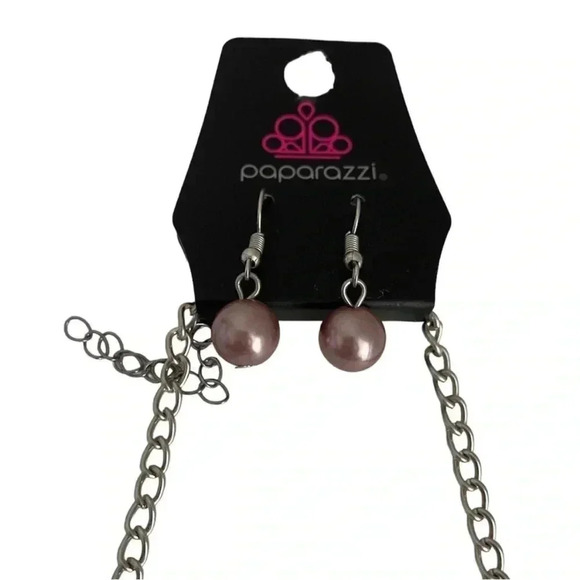 Paparazzi Women’s Necklace and Earrings Mauve and Silver Color‎ - Picture 4 of 4